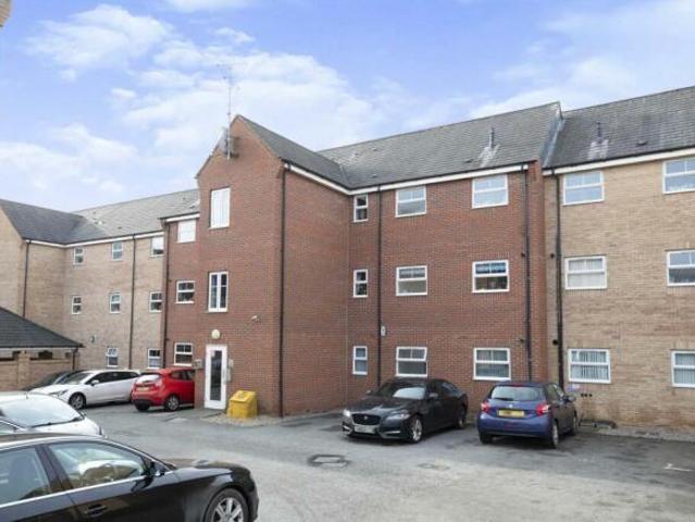 Apartment for rent in Overslade, New Bilton