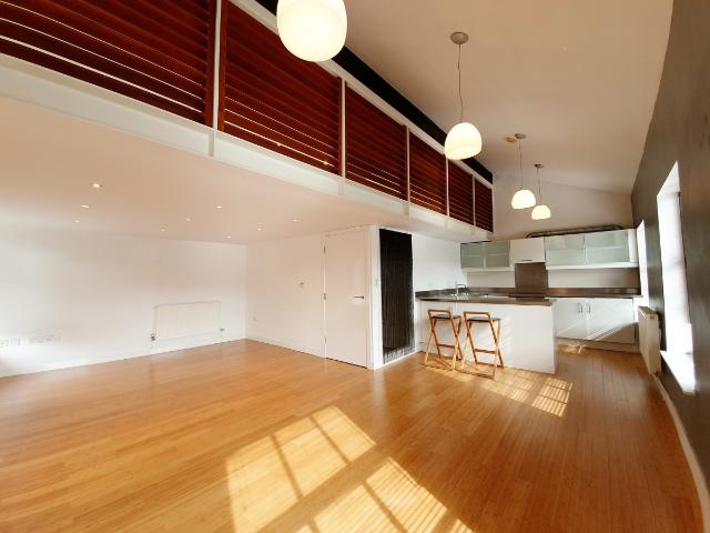 Apartment for rent in Richmond Hill, West Yorkshire