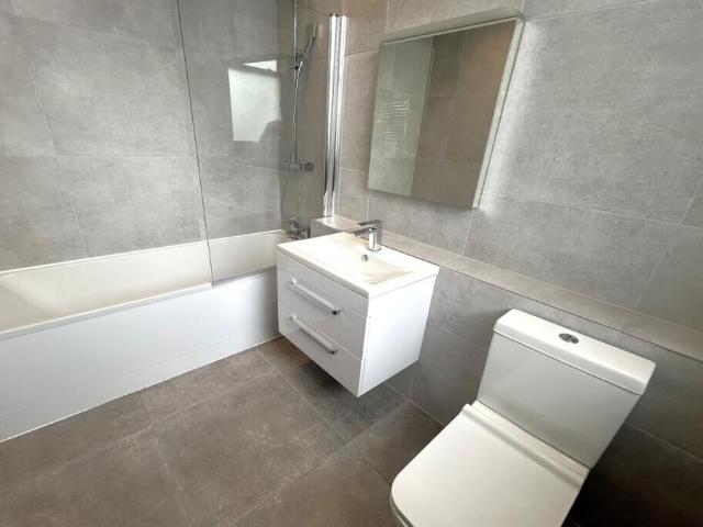 Apartment for rent in London Borough of Ealing, Perivale