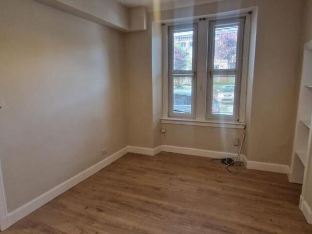 Apartment for rent in Hillside, Leith