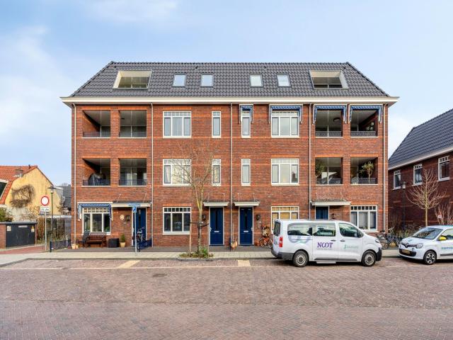 Appartement te huur in Tuinstadwijk, Zuid Holland