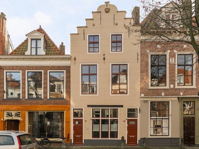 Appartement te huur in Binnenstad en Stationskwartier, Leeuwarden