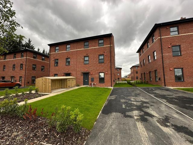 Apartment for rent in Austhorpe, West Yorkshire