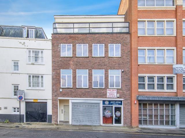 Apartment for rent in Key Street, Suffolk
