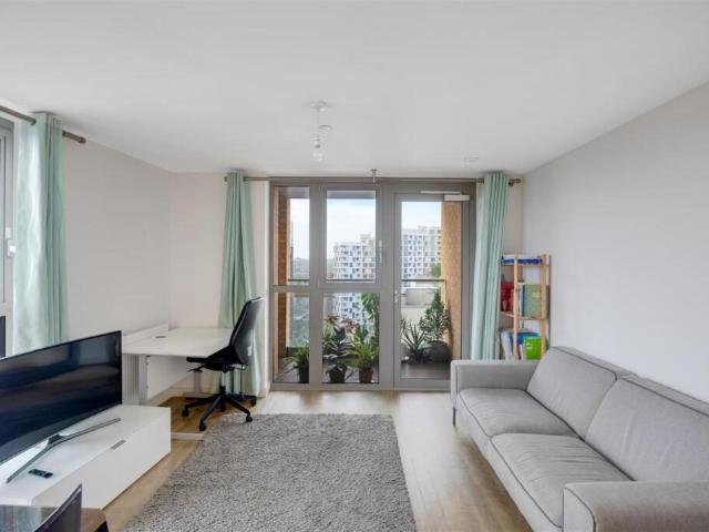 Apartment for rent in London Borough of Lewisham, Ladywell