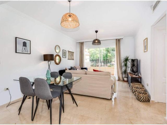 Apartamento en alquiler en Rícmar, Costa del Sol Occidental