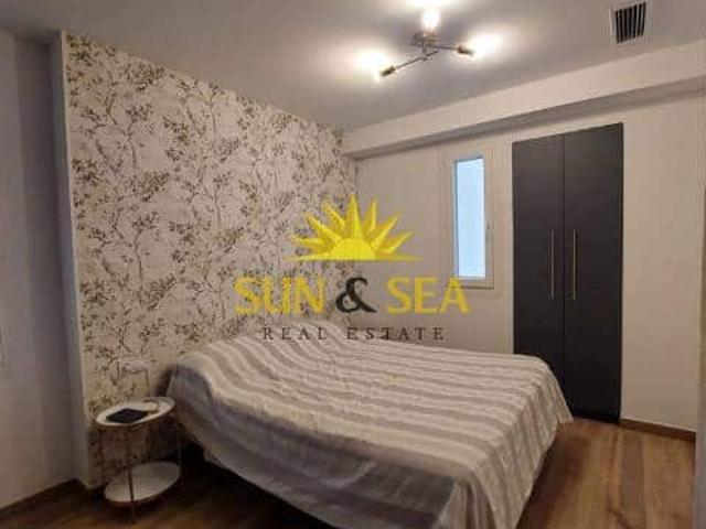 Apartamento en alquiler en Casco Antiguo - Santa Cruz - Ayuntamiento, l'Alacantí
