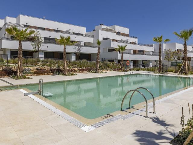 Apartamento en alquiler en Jardines de Nueva Atalaya Estepona, Estepona