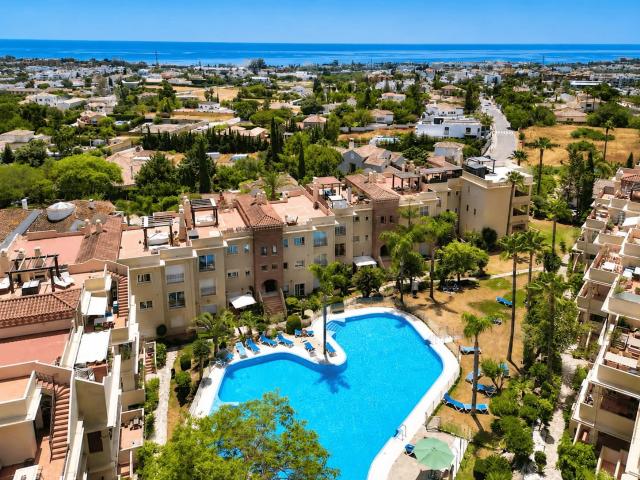 Apartamento en alquiler en Barriada Islas Canarias, Costa del Sol Occidental