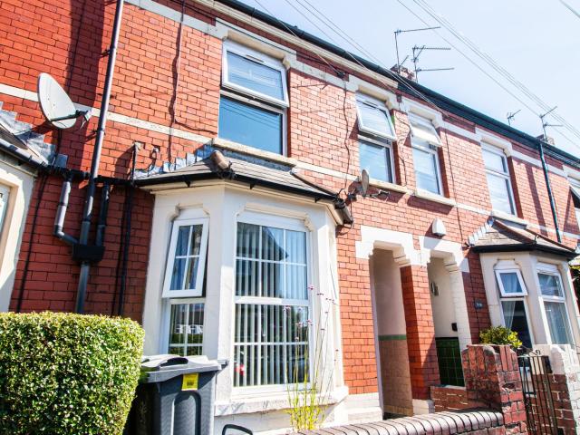 Apartment for rent in Falcon Lodge, Wales