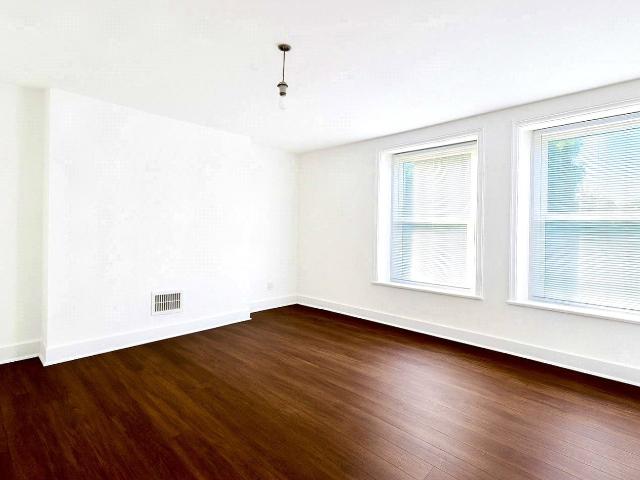 Apartment for rent in Surbiton, Greater London