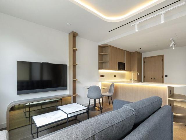 Apartment for rent in Soho, Greater London
