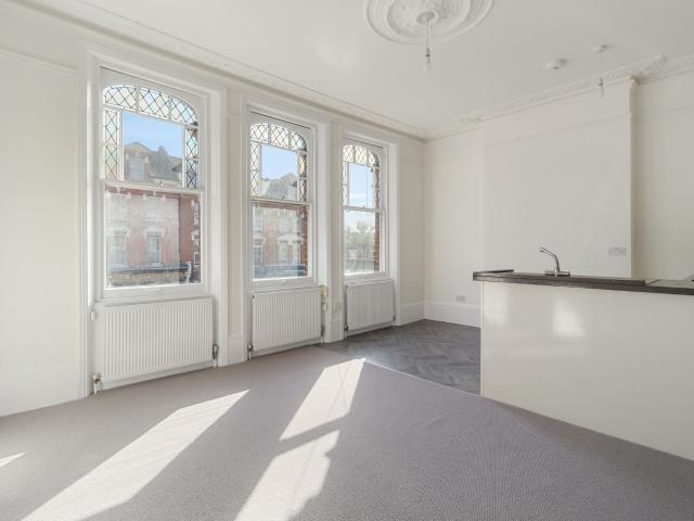 Apartment for rent in Stroud Green, Greater London