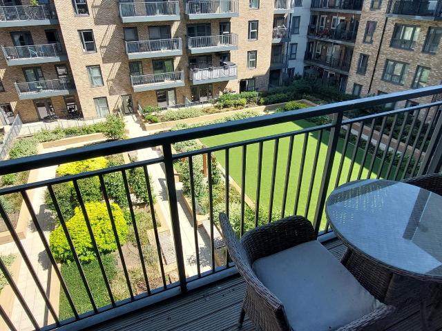 Apartment for rent in Colindale, Greater London
