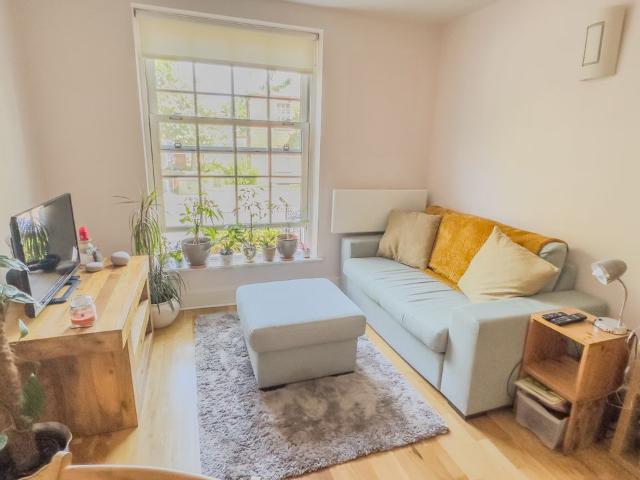 Apartment for rent in Wrenthorpe, Wakefield