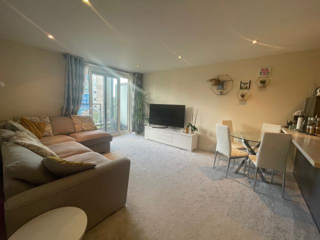 Apartment for rent in Cardiff International Sports Village, Cardiff