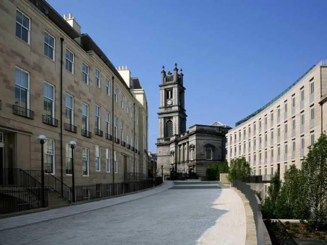 Apartment for rent in Silvermills, New Town