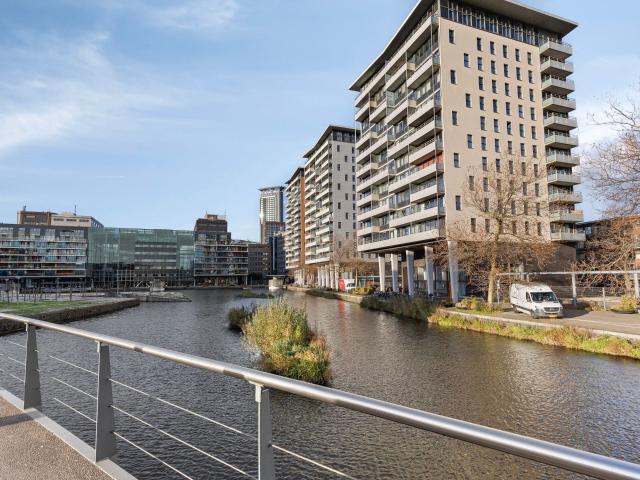 Appartement te huur in Laak, Zuid Holland