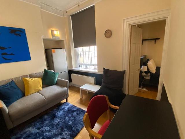 Apartment for rent in Covent Garden, Victoria
