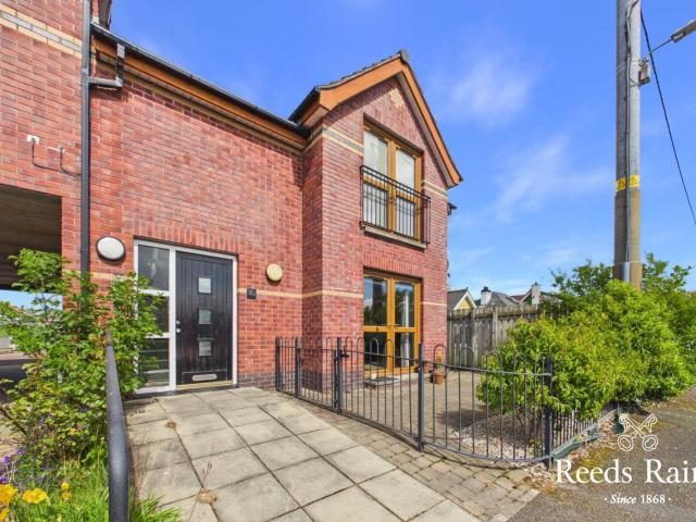 Apartment for rent in Holywood, Northern Ireland