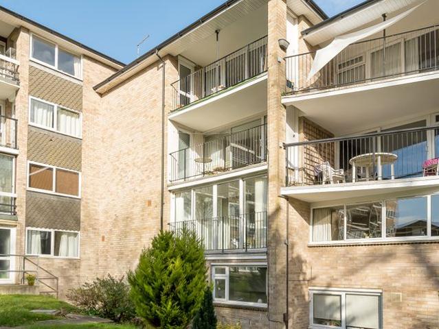 Apartment for rent in Abbotts Barton, Harestock