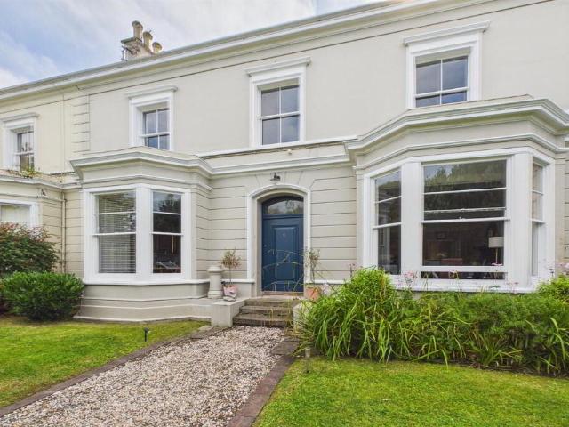 Apartment for rent in Holywood, Northern Ireland