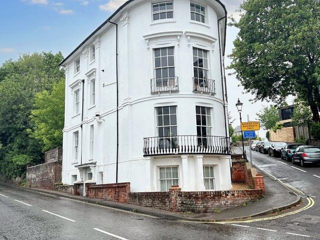 Apartment for rent in Fulflood, Hampshire