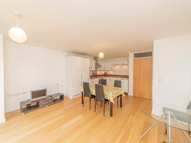 Apartment for rent in Bromley-by-Bow, Bow