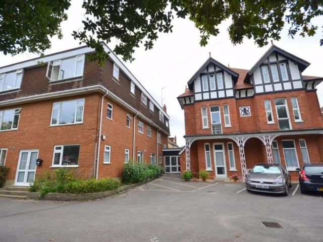 Apartment for rent in Boscombe, Bournemouth
