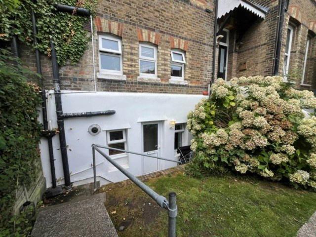 Apartment for rent in Lynwood, Folkestone and Hythe