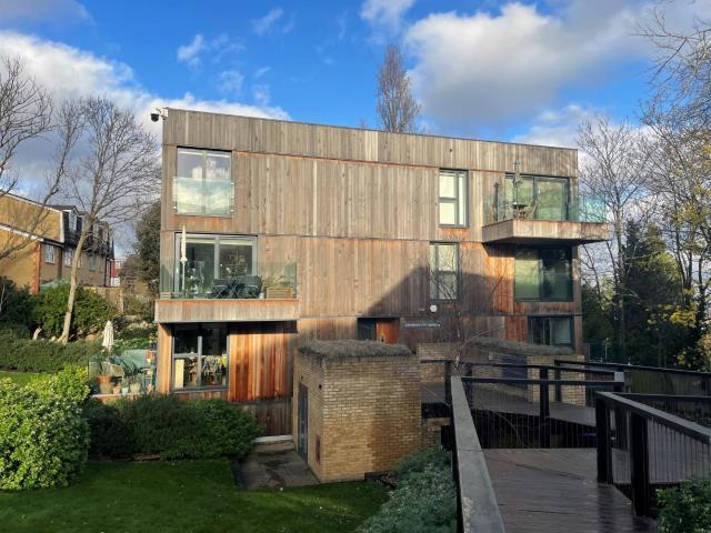 Apartment for rent in London Borough of Lewisham, Forest Hill