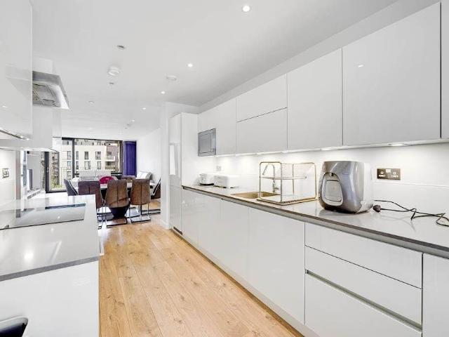Apartment for rent in Stratford Marsh, Greater London