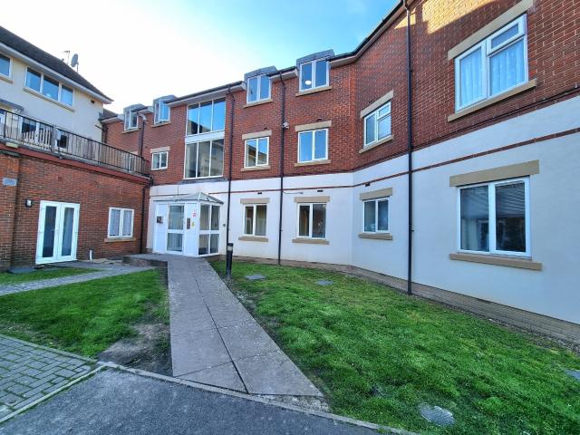 Apartment for rent in Forton, Middlecroft