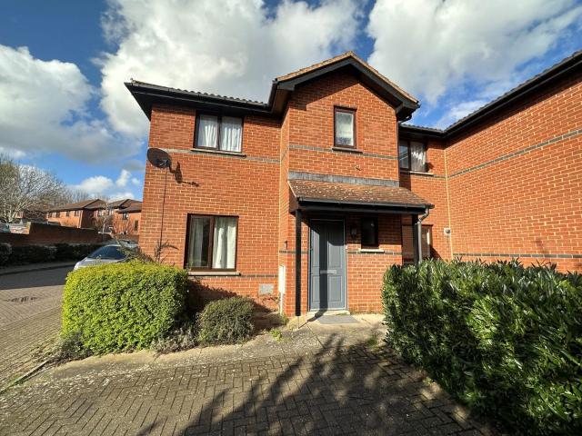 Apartment for rent in Shenley Brook End, Milton Keynes
