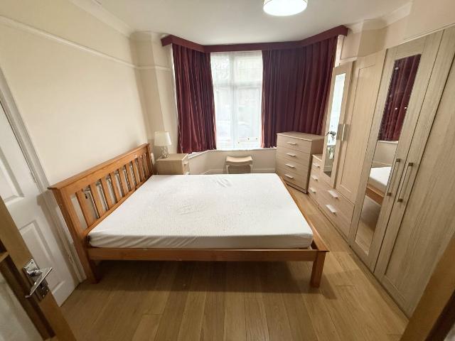 Apartment for rent in Southgate, Oakwood