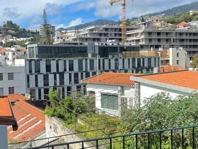 Apartamento alugar em Funchal