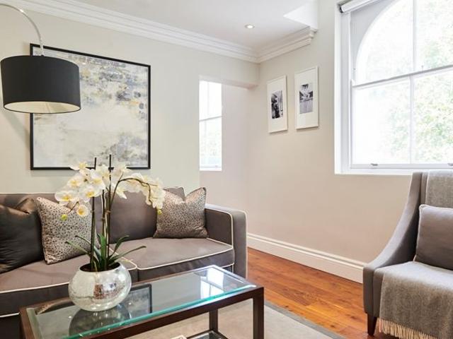 Apartment for rent in Johnstone Castle, Flushing