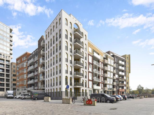 Appartement te huur in Holland Park, Diemen