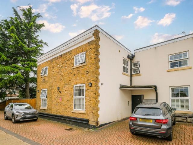 Apartment for rent in South Woodford, Greater London