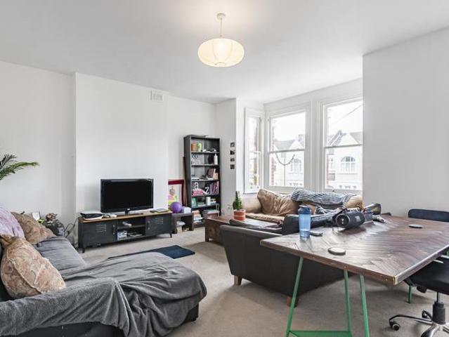 Apartment for rent in Streatham, Greater London