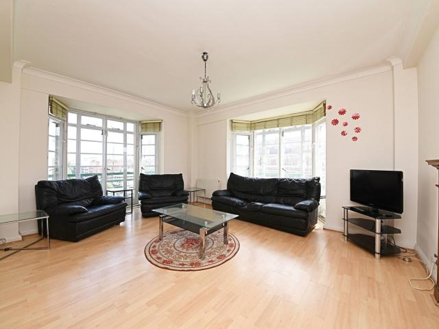 Apartment for rent in Marylebone, Greater London