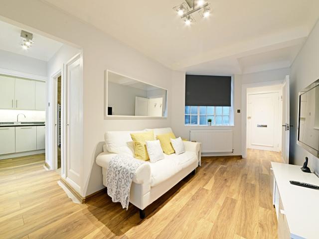 Apartment for rent in Marylebone, Greater London