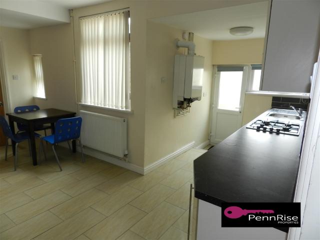 Apartment for rent in Plasnewydd, Falcon Lodge
