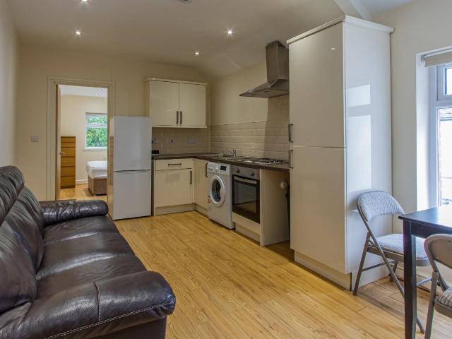 Apartment for rent in Plasnewydd, Cardiff