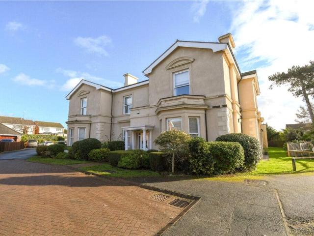 Apartment for rent in West Vale, Cheshire