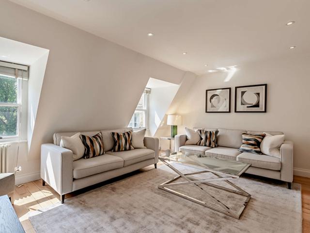 Apartment for rent in Mayfair, Greater London