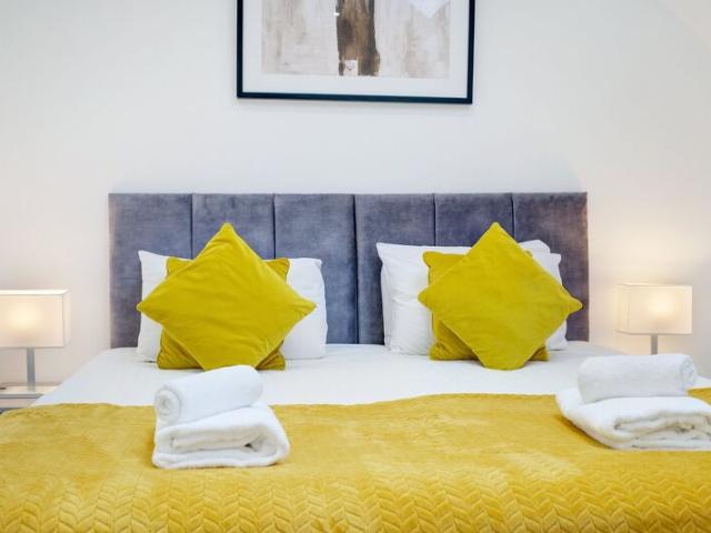 Apartment for rent in Heol-las, Surrey