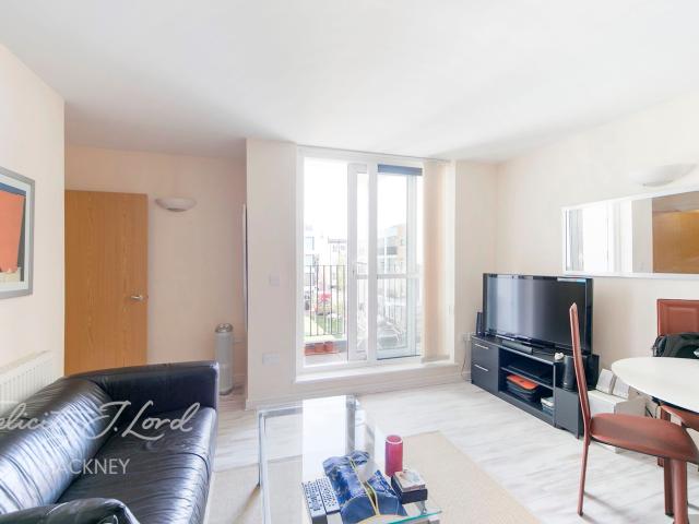 Apartment for rent in South Hackney, Greater London