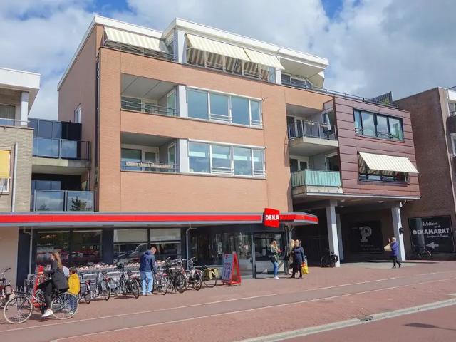 Appartement te huur in Santpoort-noord, Noord Holland