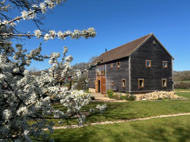 Apartment for rent in Cross In Hand, East Sussex
